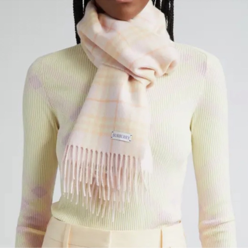 NEW Burberry 168X30 Pink Check To Solid Reversible Cashmere Scarf $660